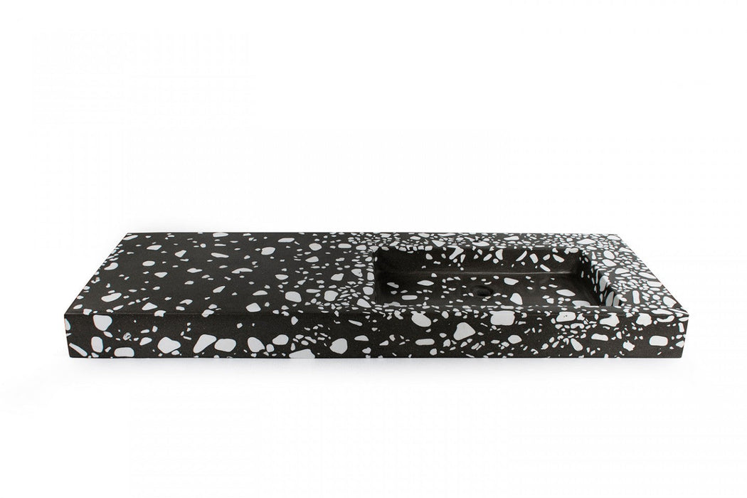 PLURA TERRA black & white| Urbi et Orbi
